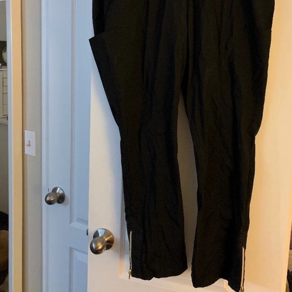 jaanuu black nursing pants brand new with tags - Picture 1 of 2